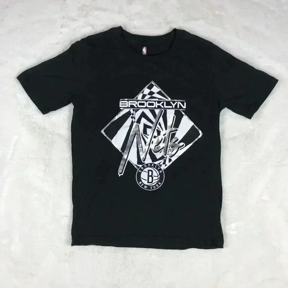 Kids NBA BROOKLYN NETS Black T-shirt Size Medium 10/12 - Picture 2 of 8
